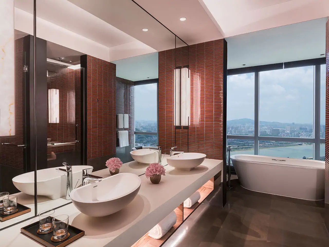 Grand-Hyatt-Changsha-P006-Grand-Suite-Bathroom.4x3.webp.jpg
